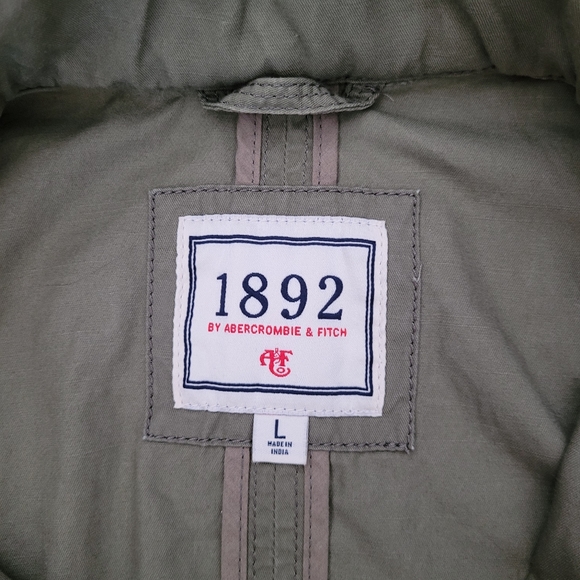 Abercrombie & Fitch Army Green Vest - Picture 2 of 7